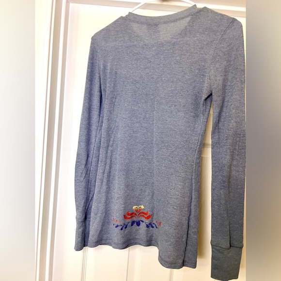 2 Roxy Y2K Thermals - Tan & Grey Long Sleeve Tees w/ Surfer Logo Rare Grail - Picture 8 of 16